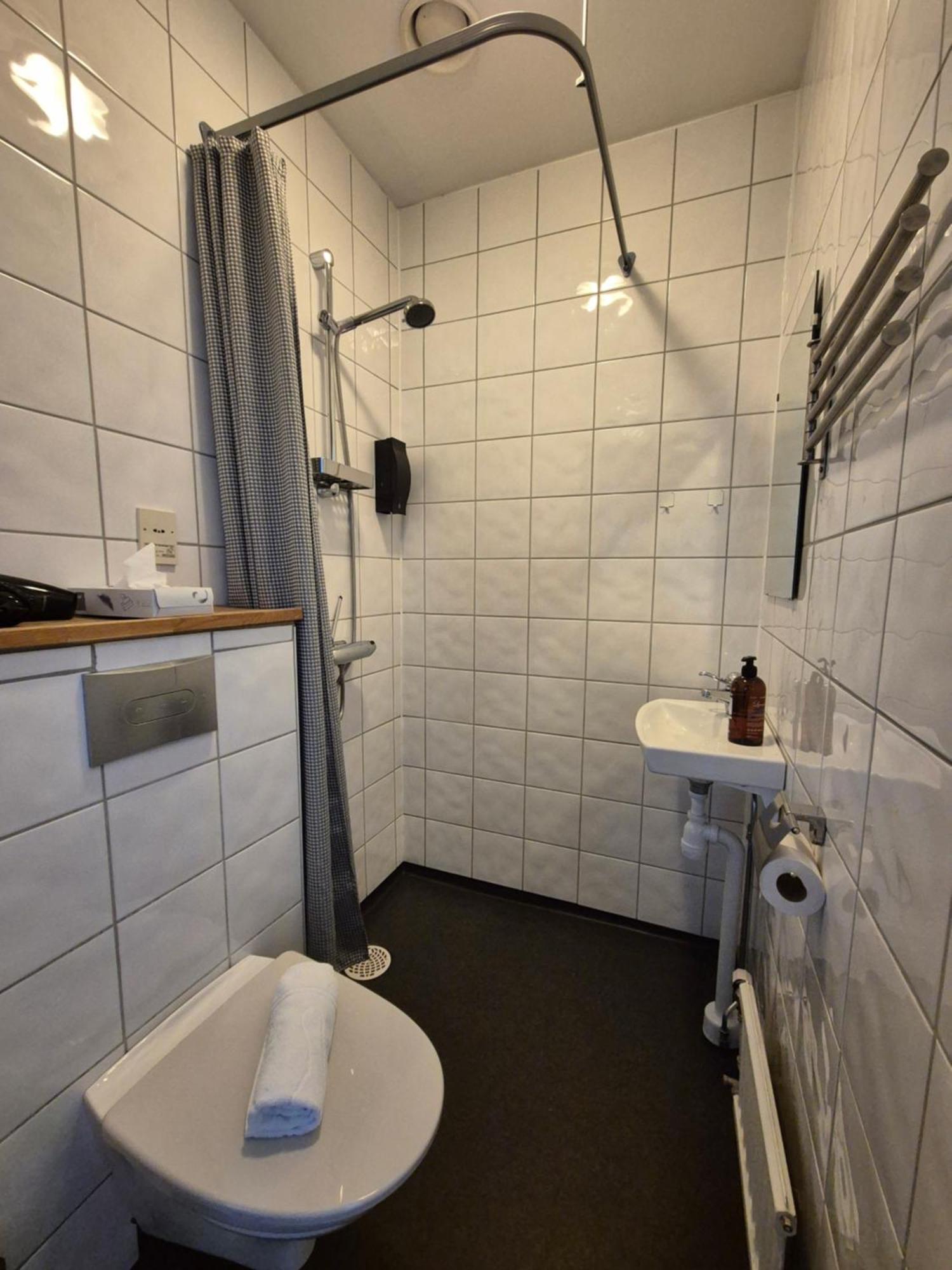 Smalandsstenar Hotell מראה חיצוני תמונה